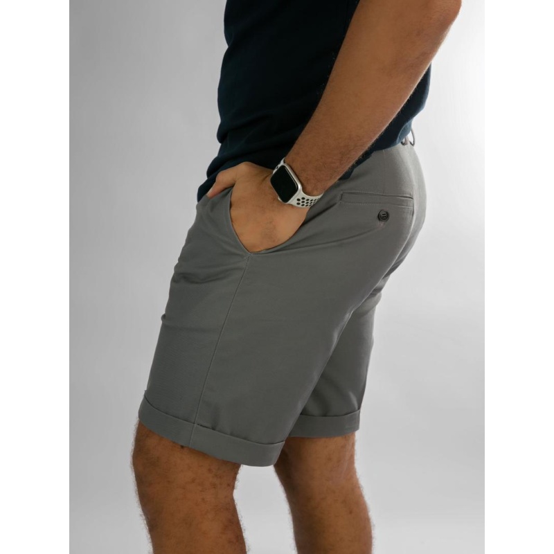 Grey chinos shorts2